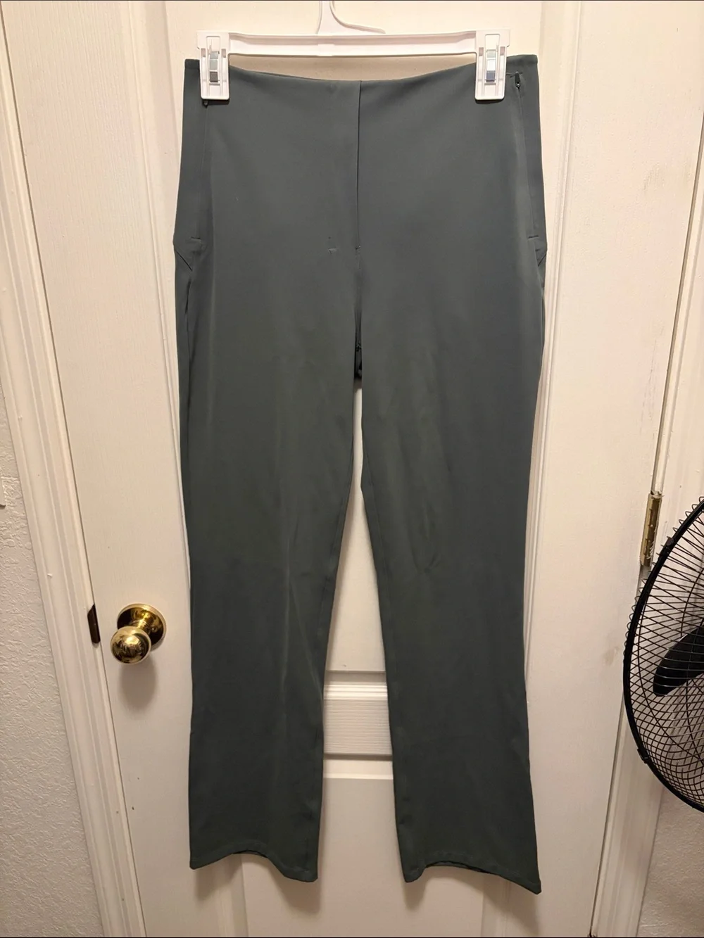 Lululemon Smooth Fit Pull-On High-Rise Pant in Dark Forest